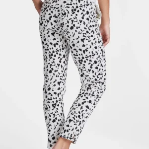 Juvia Normandie Hose, Lang 7